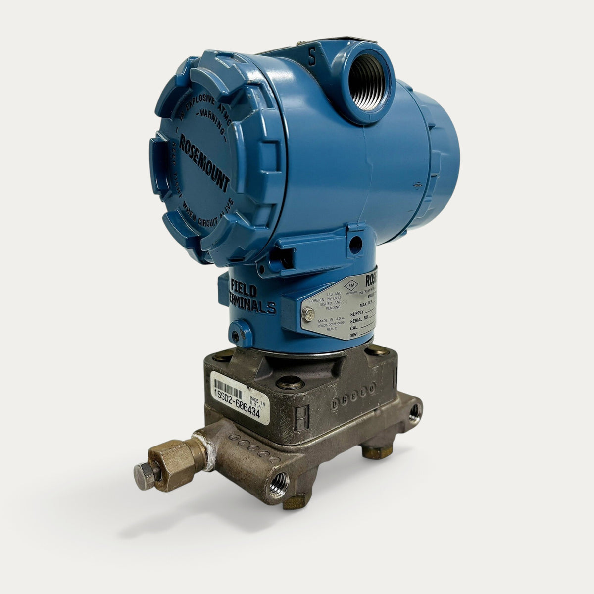 Rosemount 3051CG2A22A1AM5B4C6 Gage Pressure Transmitter as shown