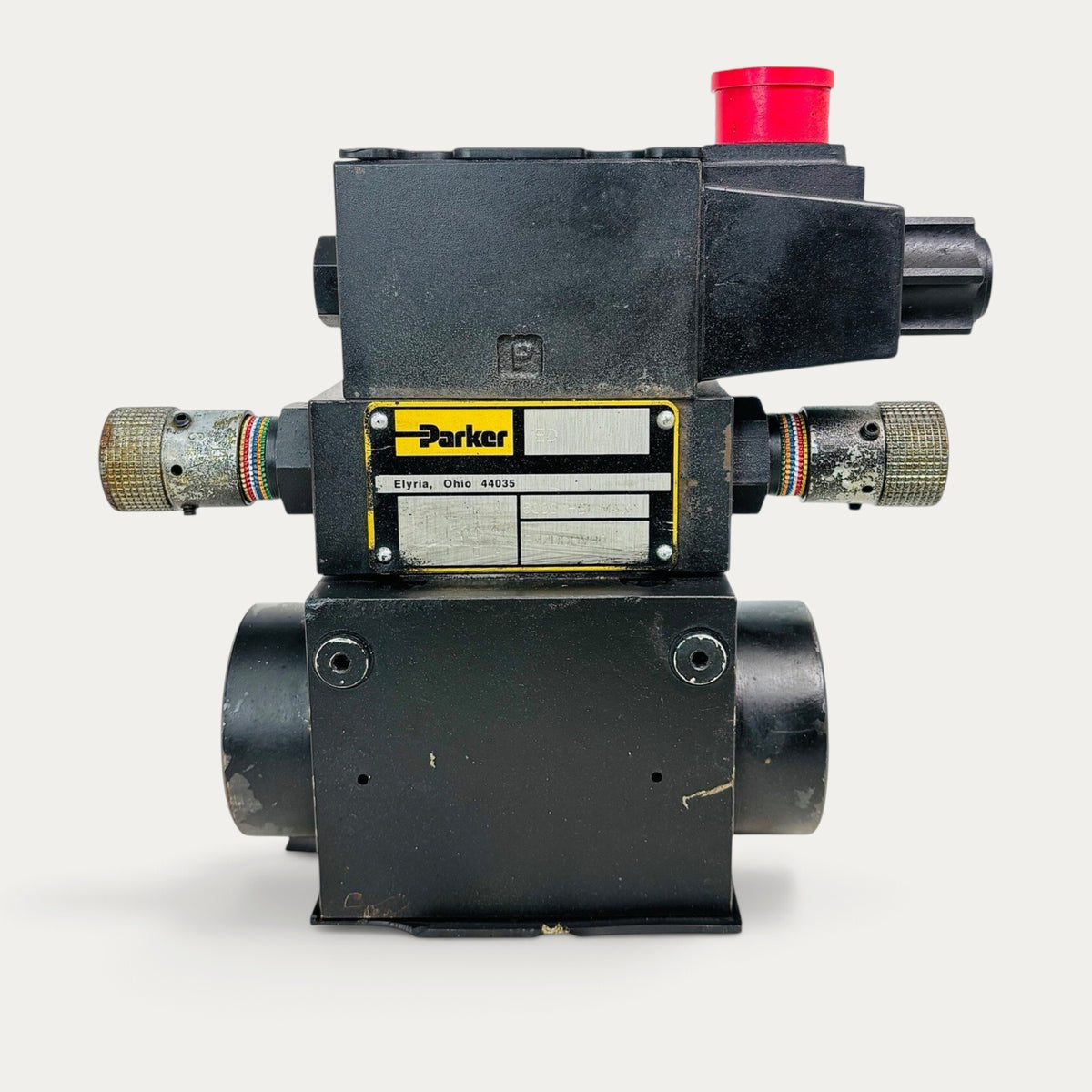 Parker D31VW1H47YW 27 Pilot Operated Directional Valve as shown