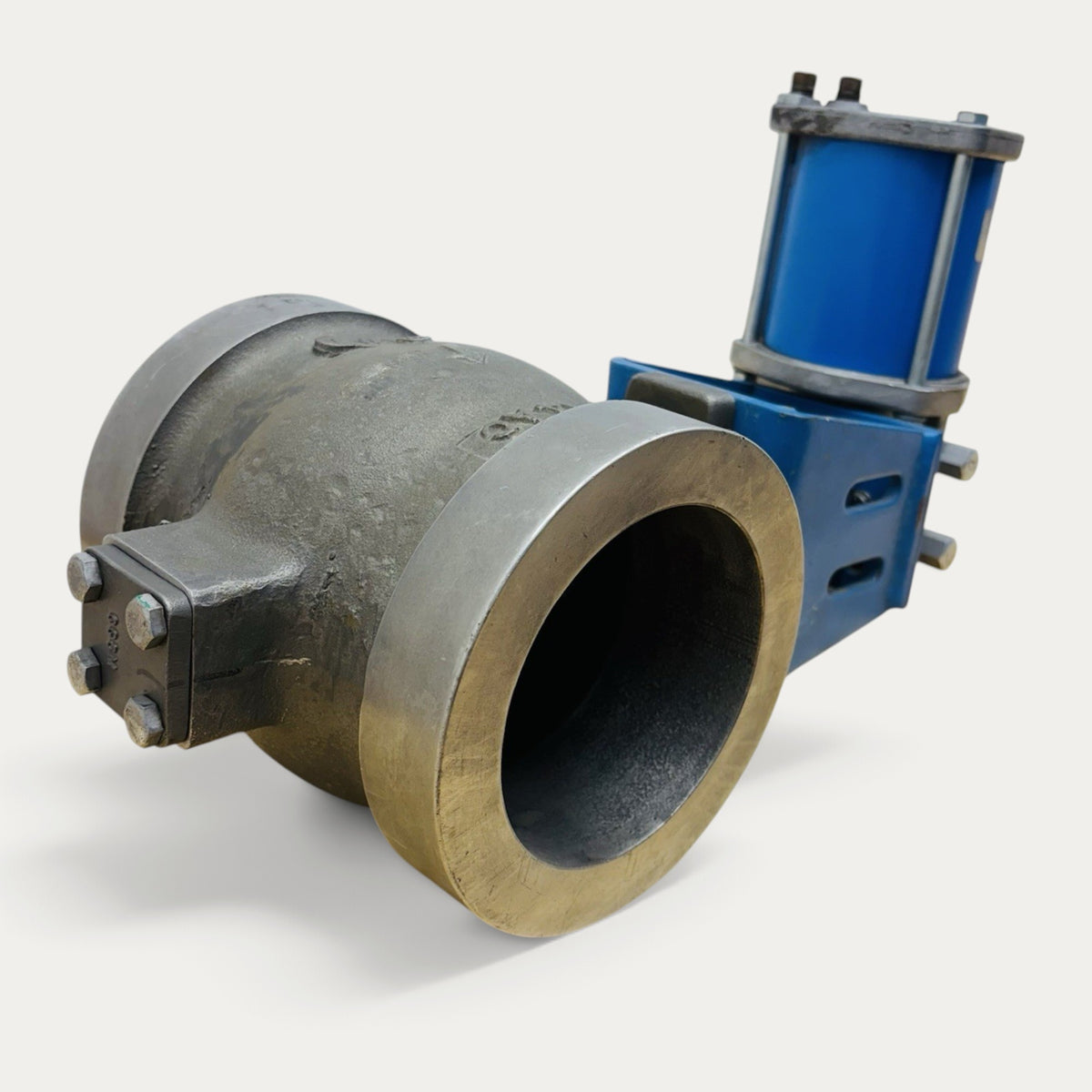 Jamesbury R11LB04C 4 in Control Valve