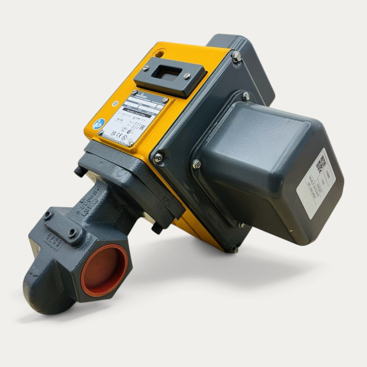 Maxon 200SMA11-AA11-BB12A0 Gas Shutoff Valve as shown
