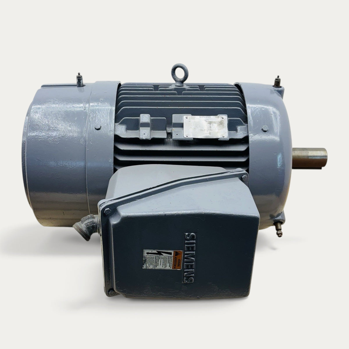 Siemens 1LE24213CD212AA3 Electric Motor as shown