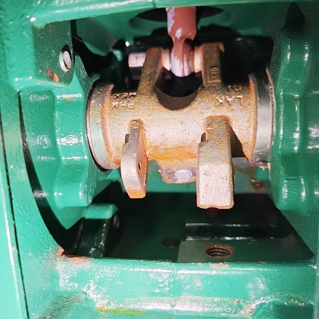 Fisher 2052 Size 2 Rotary Pneumatic Actuator 90° 58 PSI Control Valve