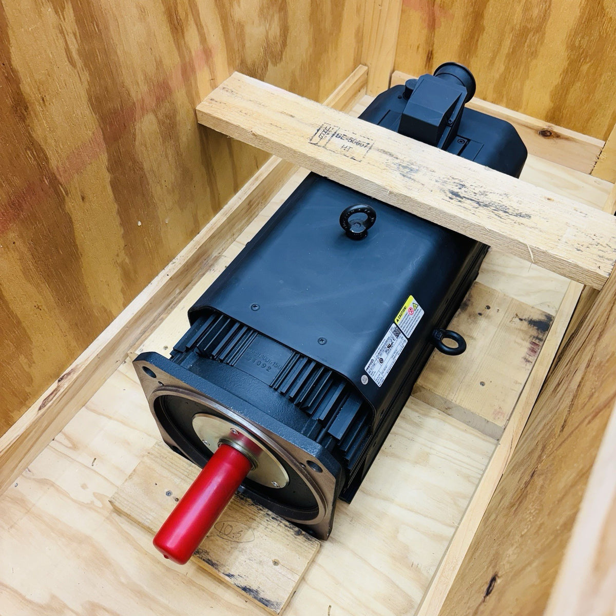 Rexroth MAD130D-0150-SA-S2-BG0-35-N1 Induction Motor as shown