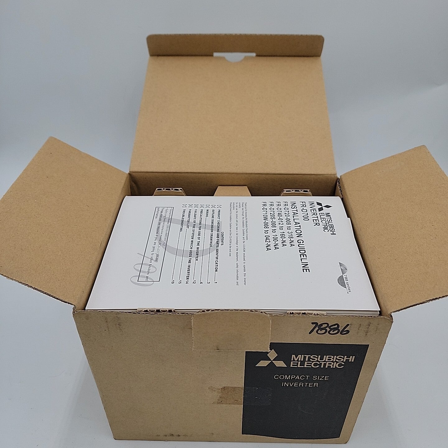 Mitsubishi Electric FR-D720-070-W1 Compact Size Inverter