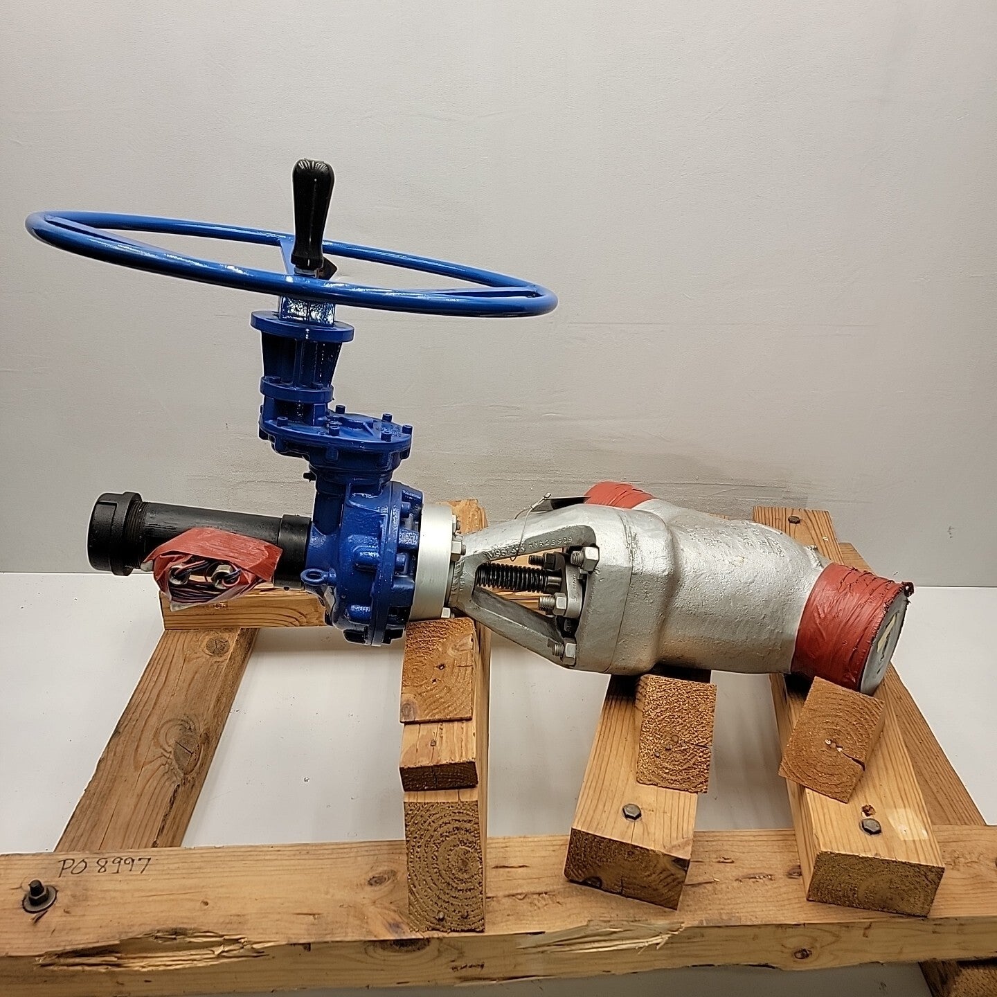 Flowserve V1-1S valve body markings