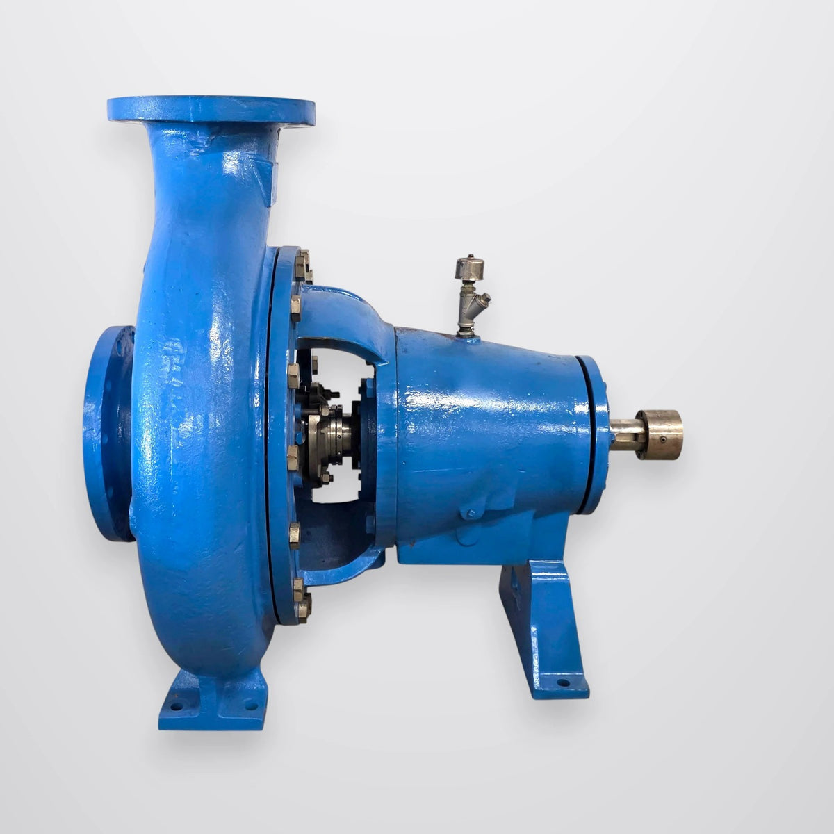 Goulds 3175 8x10-22 centrifugal pump bare shaft end overview