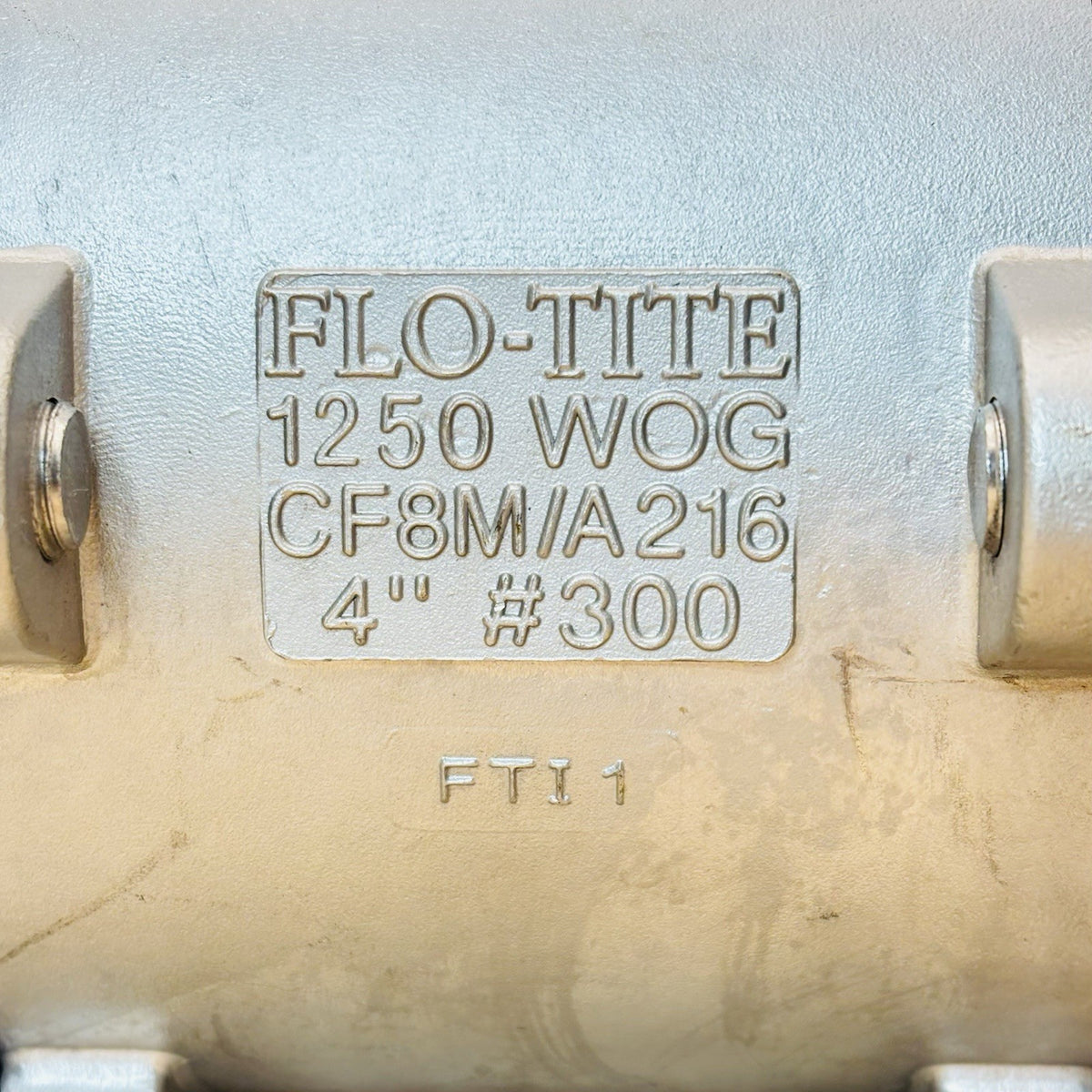 Flo-Tite FTI 1 Flanged Ball Valve equipment nameplate