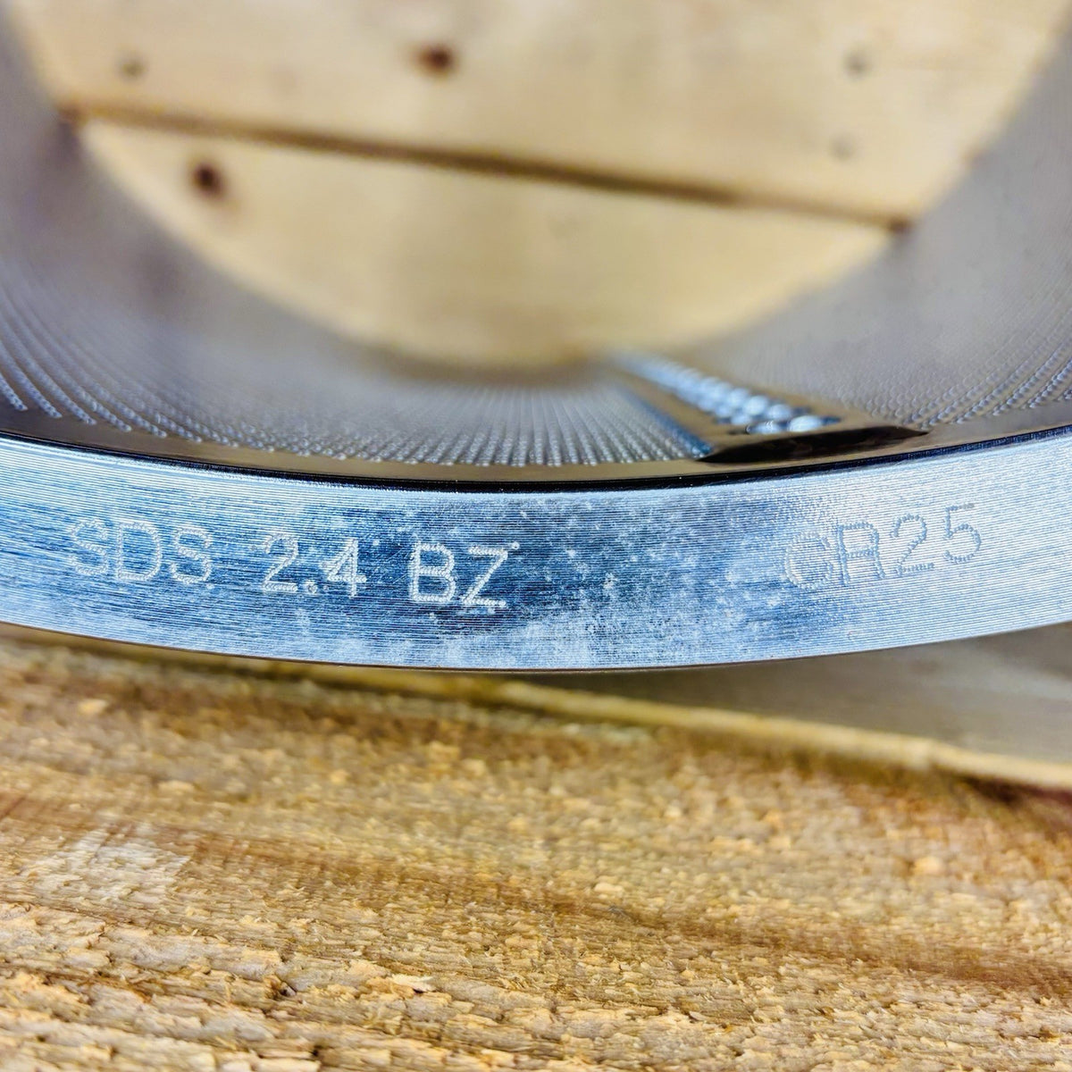 Voith APL501_039816U CR25, 2.4 mm holes data tag