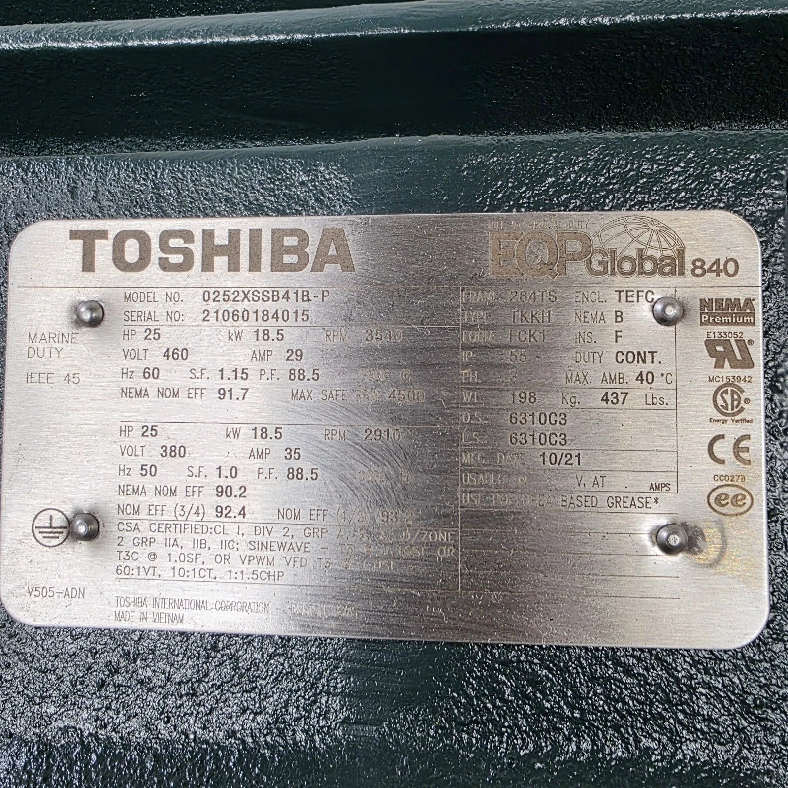 Toshiba 0252XSSB41R-P Electric Motor 25HP, TEFC, 460V, 3PH, 3520RPM