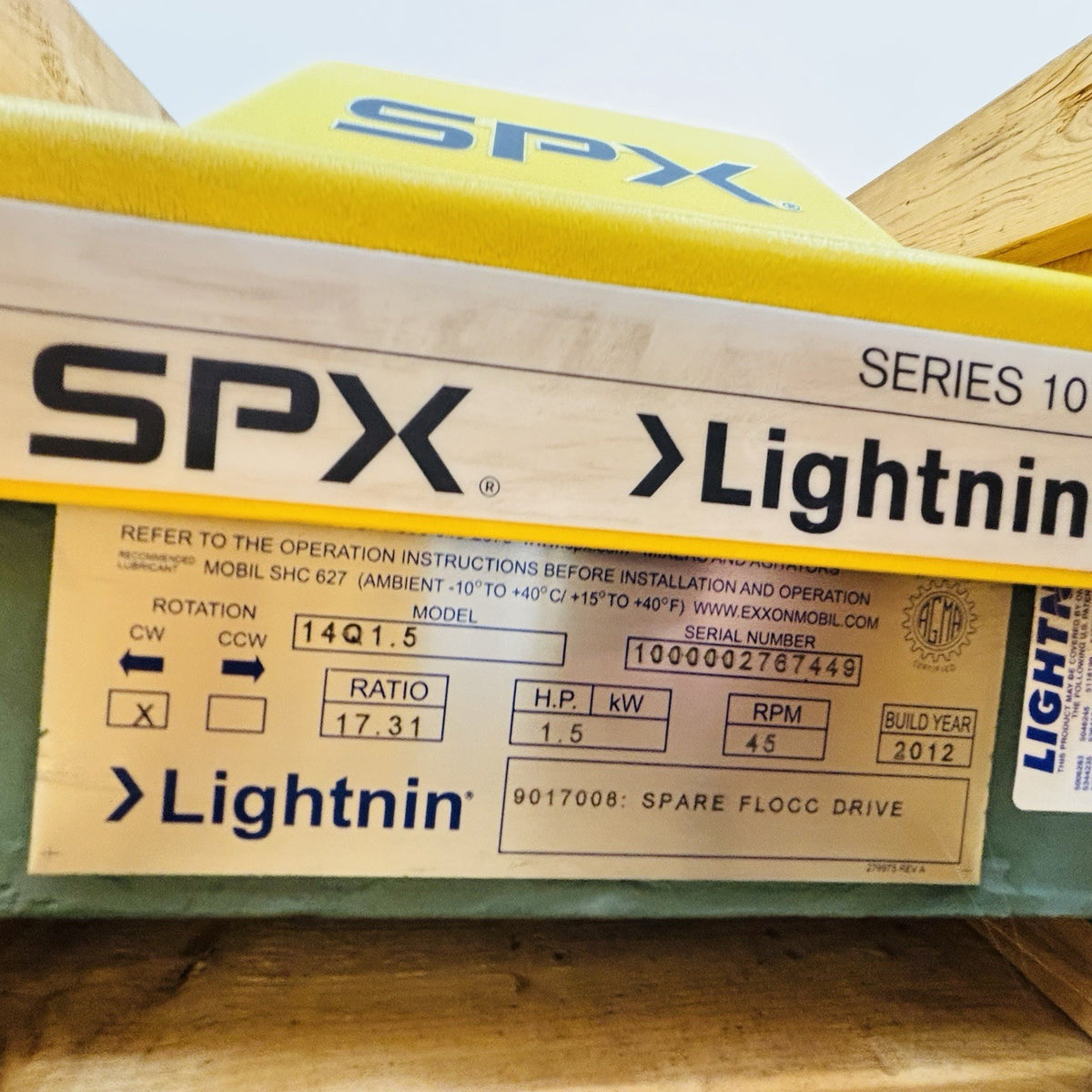 SPX Lightnin 14Q1.5 Mixer Drive equipment nameplate