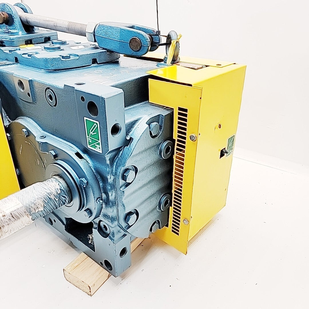 Sew-Eurodrive MC2PLHT05 Compact Gear Reducer 12.52:1 Ratio