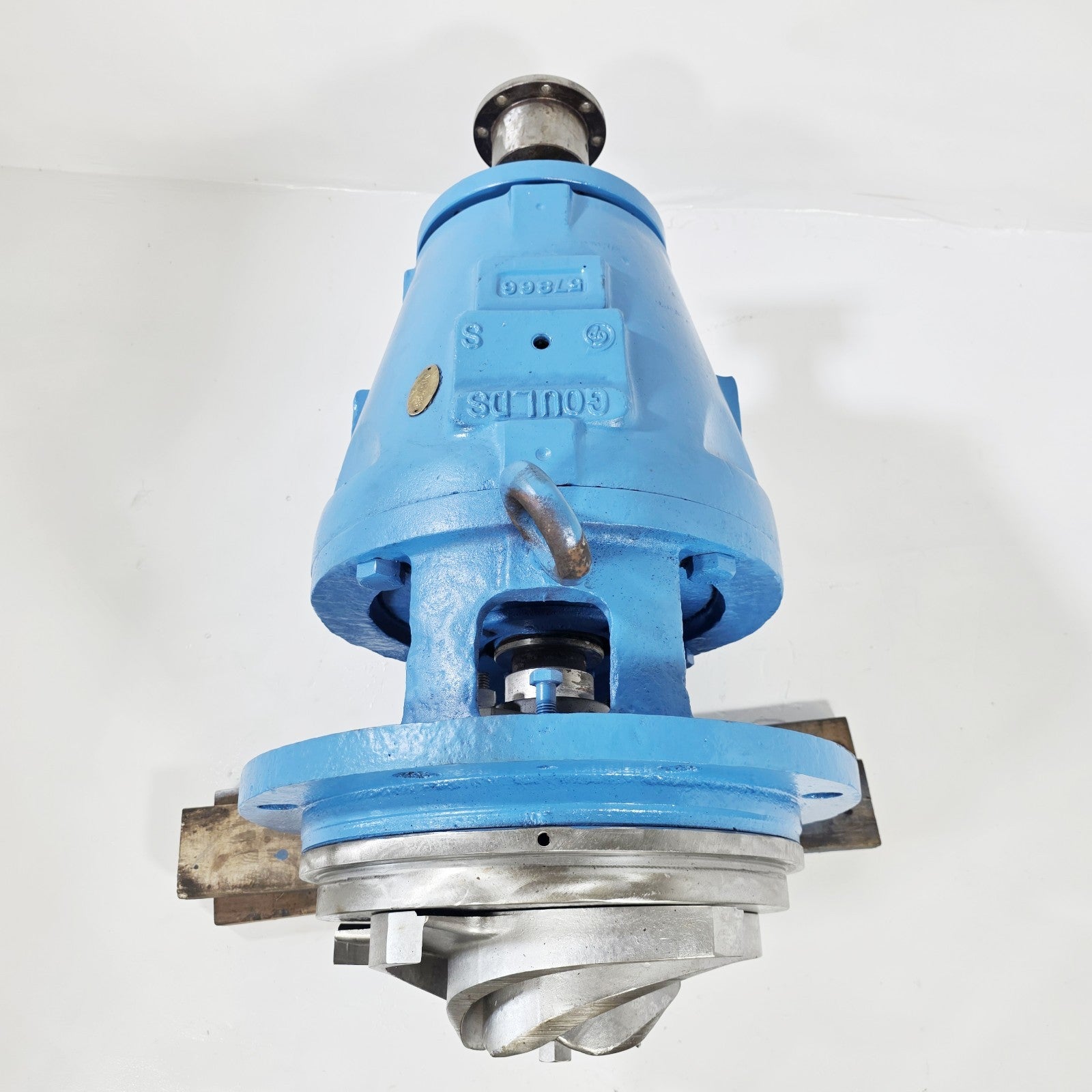 Goulds 3175 shaft coupling end