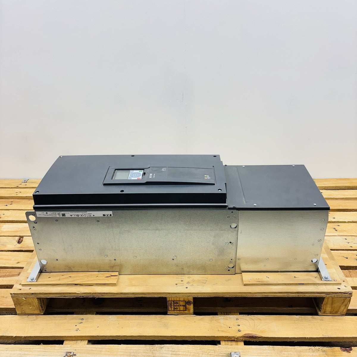 Eaton HMX34AG17021-N AC Drive as shown