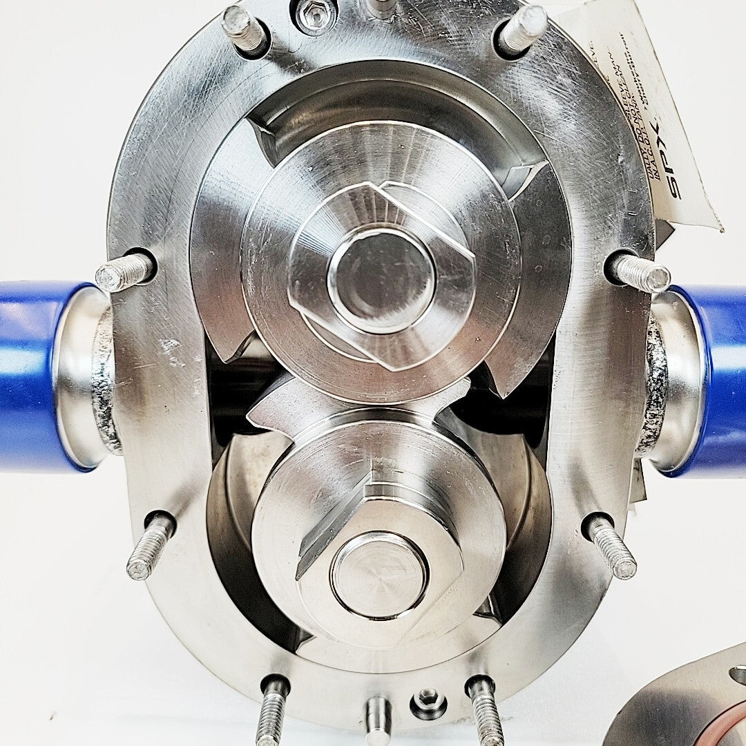 Waukesha 018 U1 rotor/lobe internal detail