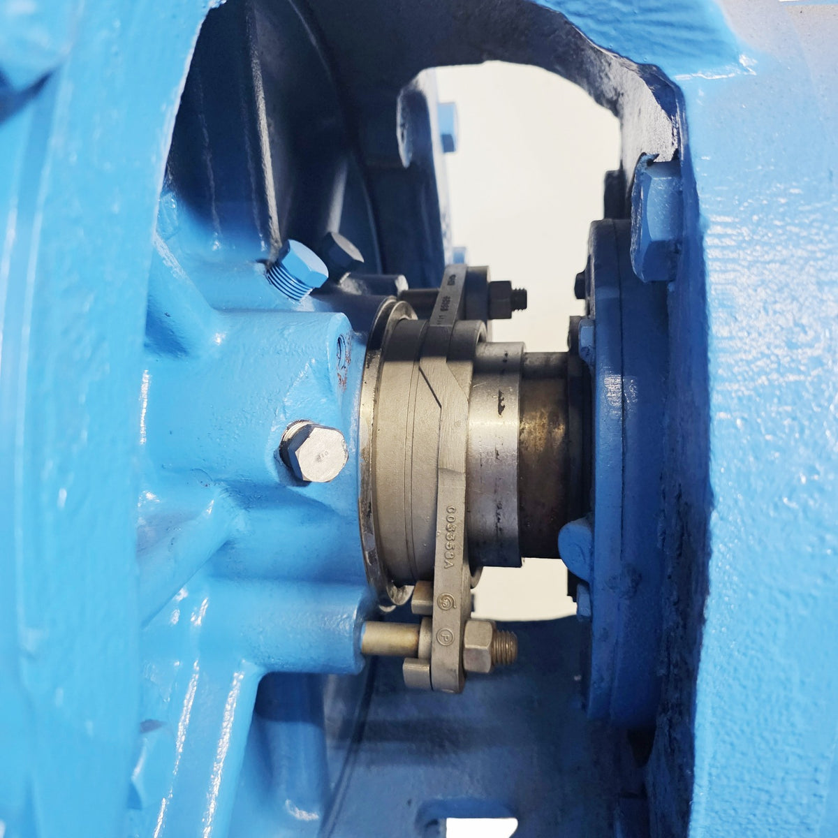 Goulds 3175 18x18-22H casing detail