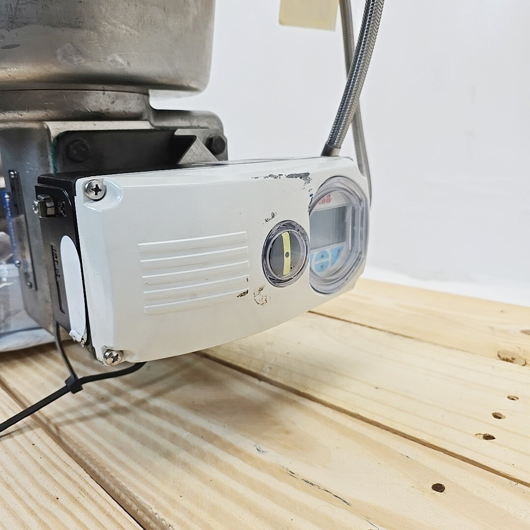 ABB Position Master EDP300 positioner mounted on valve
