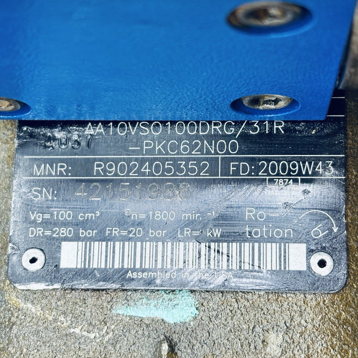 Rexroth AA10VSO100DRG/31R-PKC62N00 100 cm3 displacement nameplate