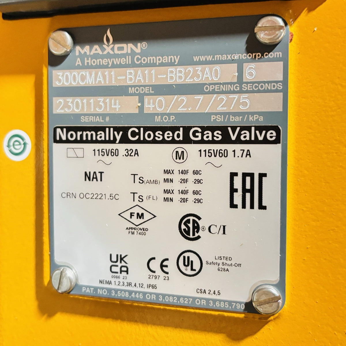 Maxon 300CMA11-BA11-BB23A0 Gas Shutoff Valve equipment nameplate