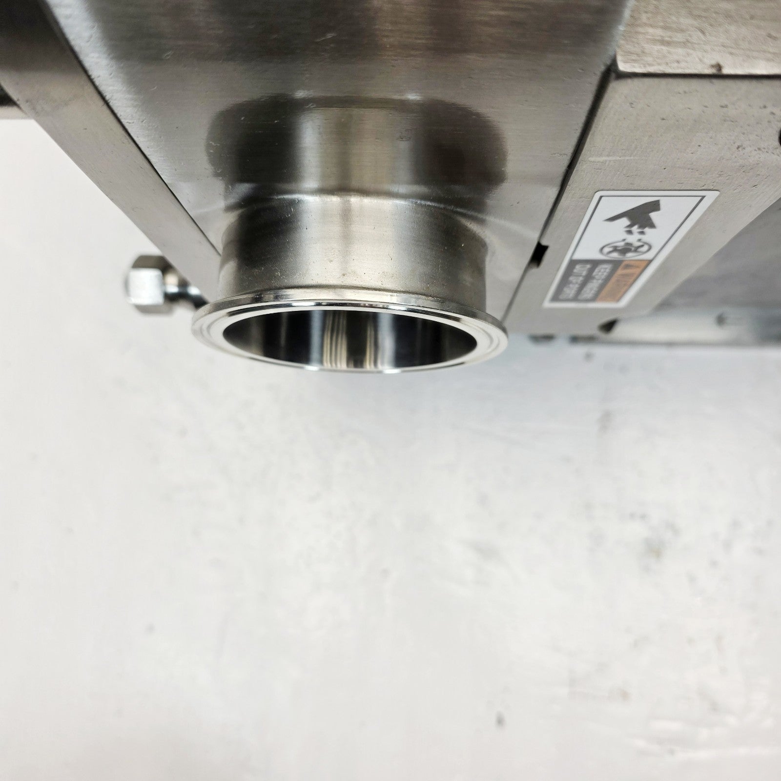 Waukesha Cherry-Burrell 180 U2 3x3 pump rear view