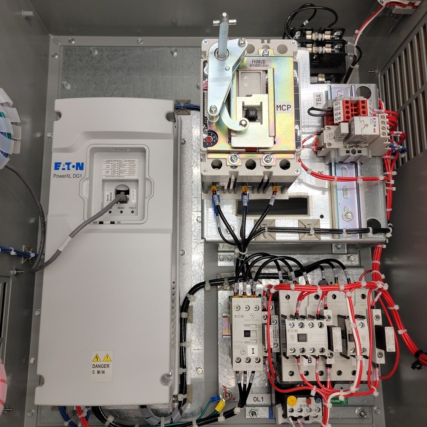 Eaton DG1 enclosure nameplate and rating label