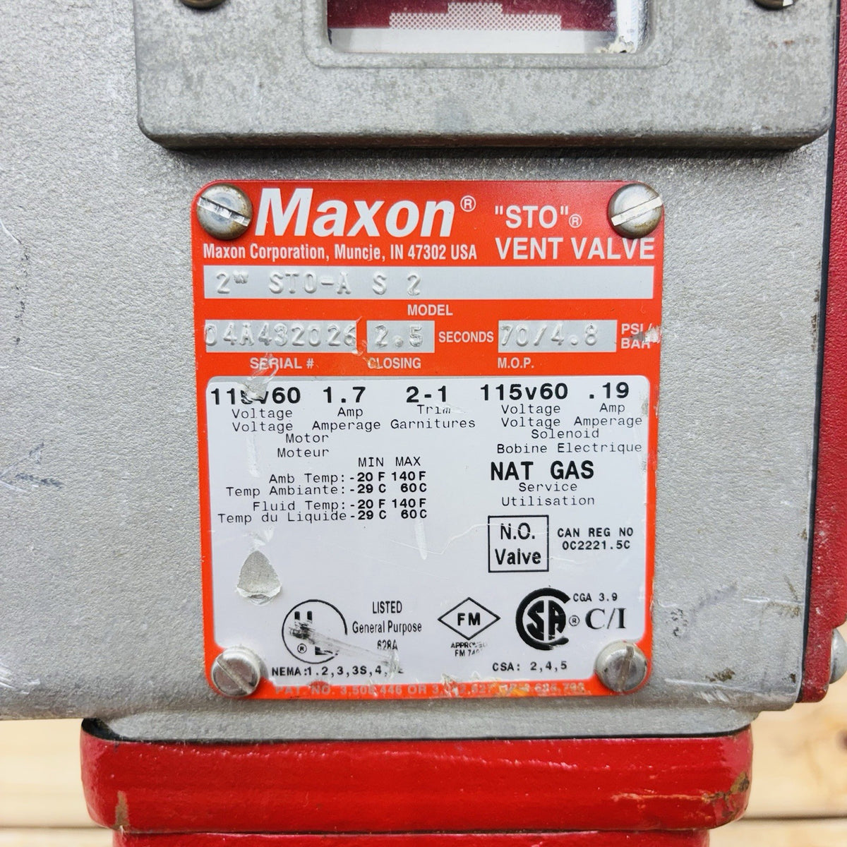 Maxon STO-A S 2 2 in nameplate
