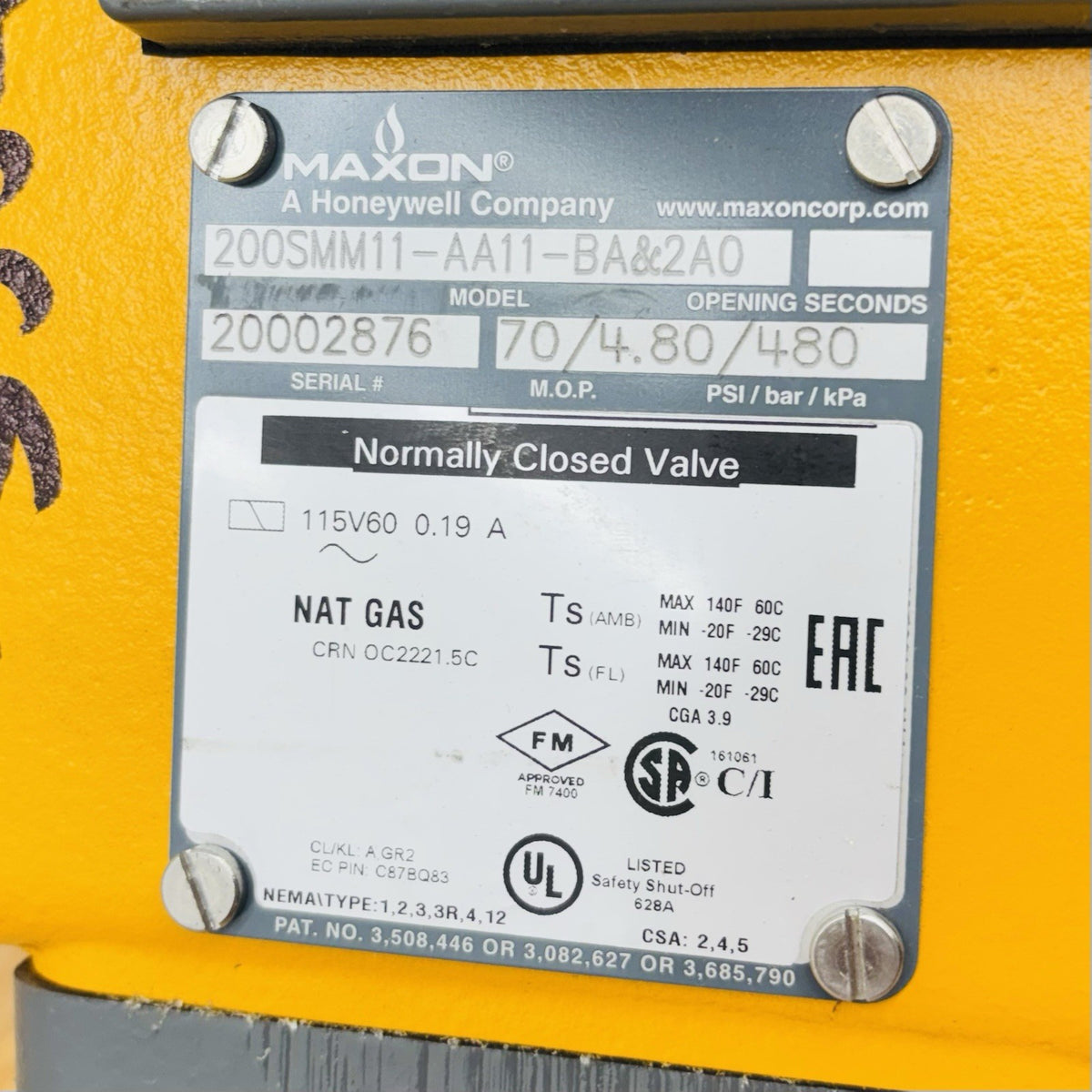 Maxon 200SMM11-AA11-BA&2A0 2 in nameplate