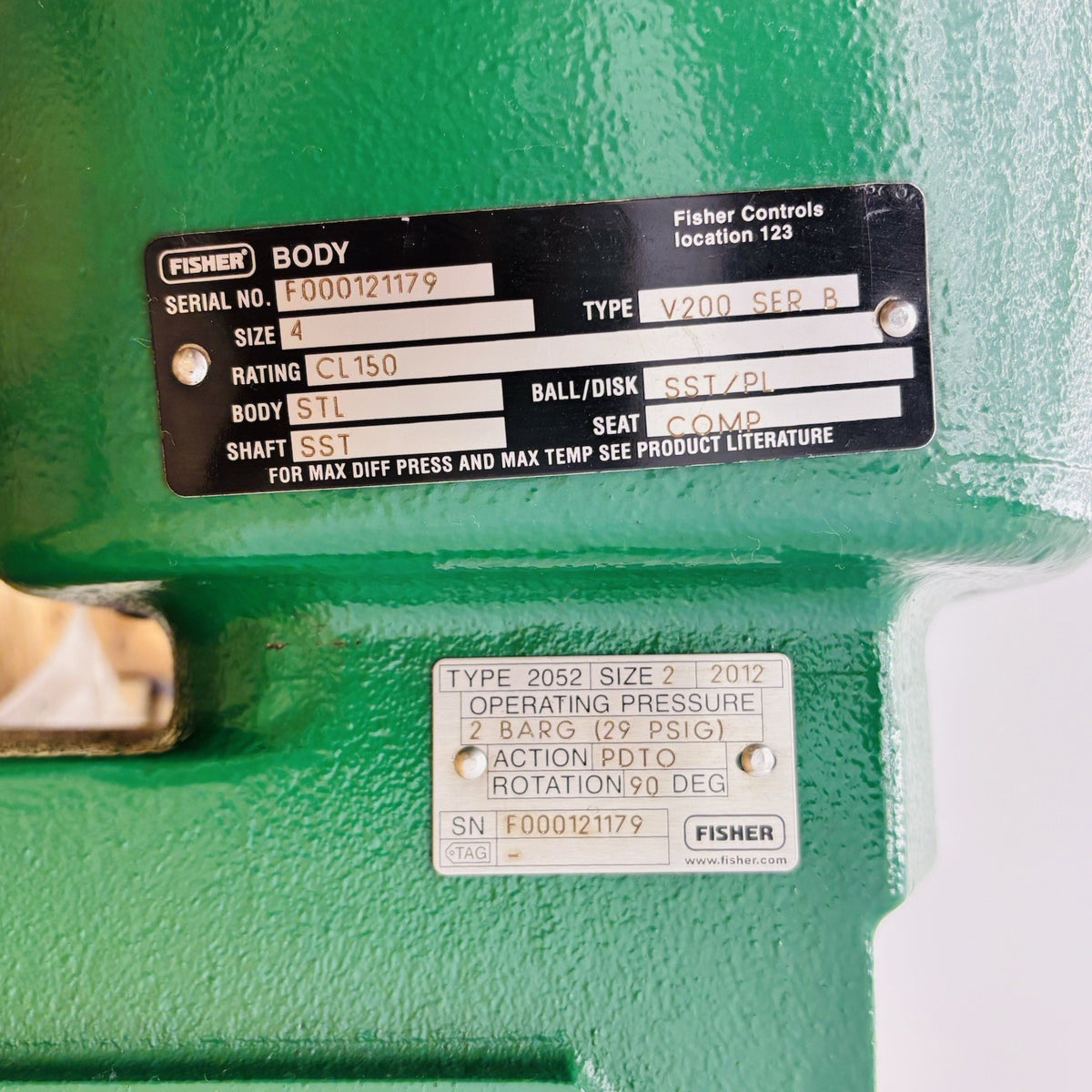 Fisher V200 SER B nameplate