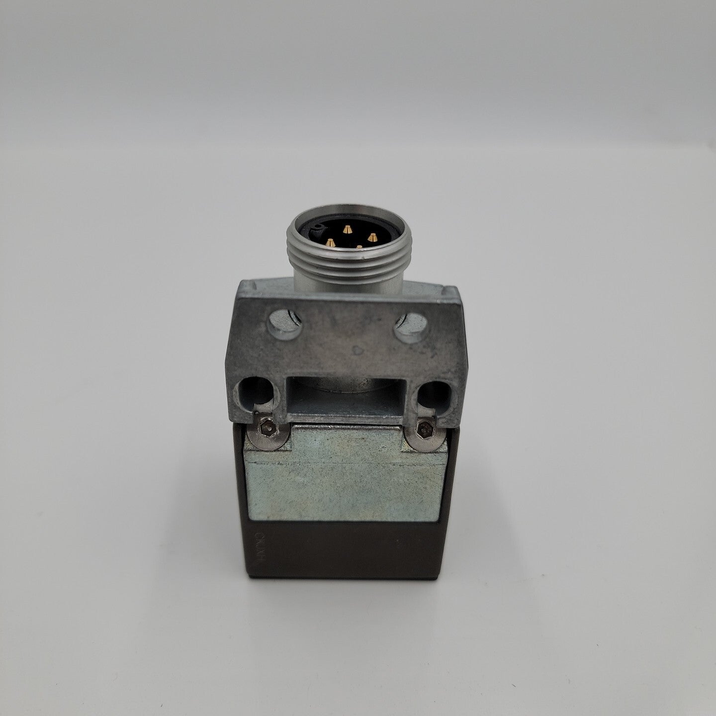 Turk Uprox Bi20U-CA40-AP6X2-B1141 Proximity Sensor