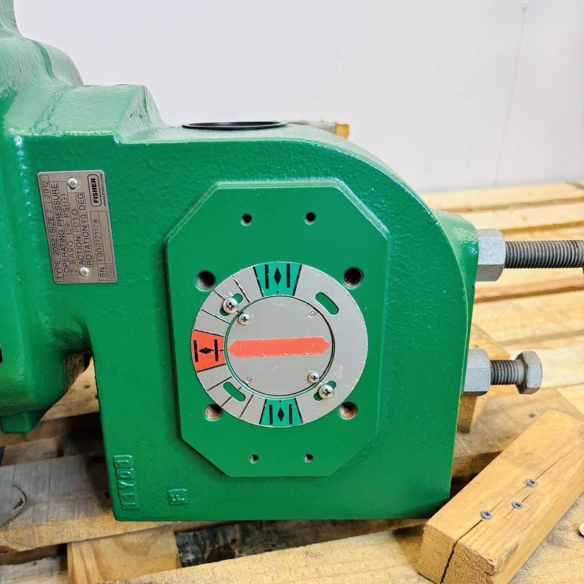 Fisher V200 SER B 3 in data tag