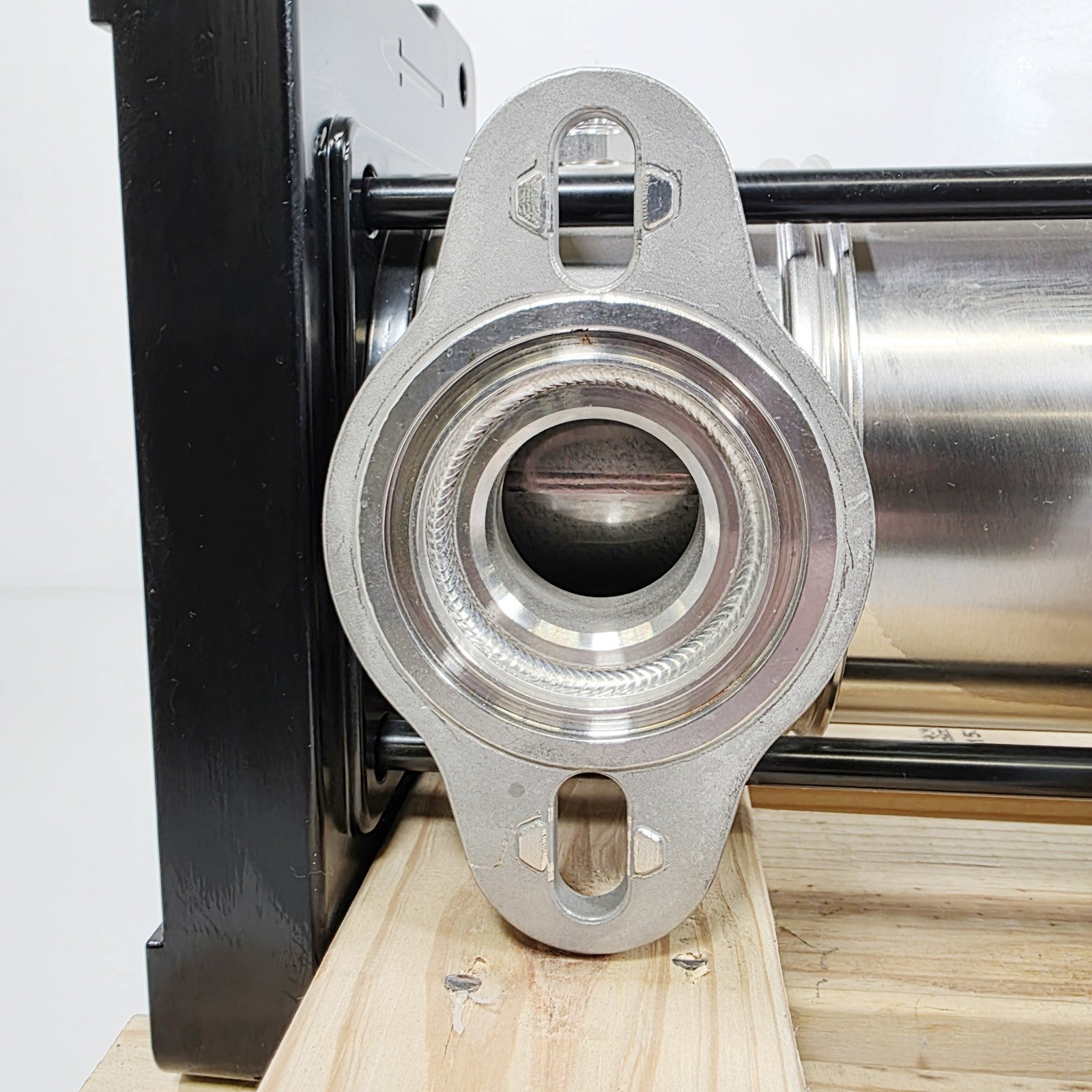 FPS 10VR04 pump nameplate detail