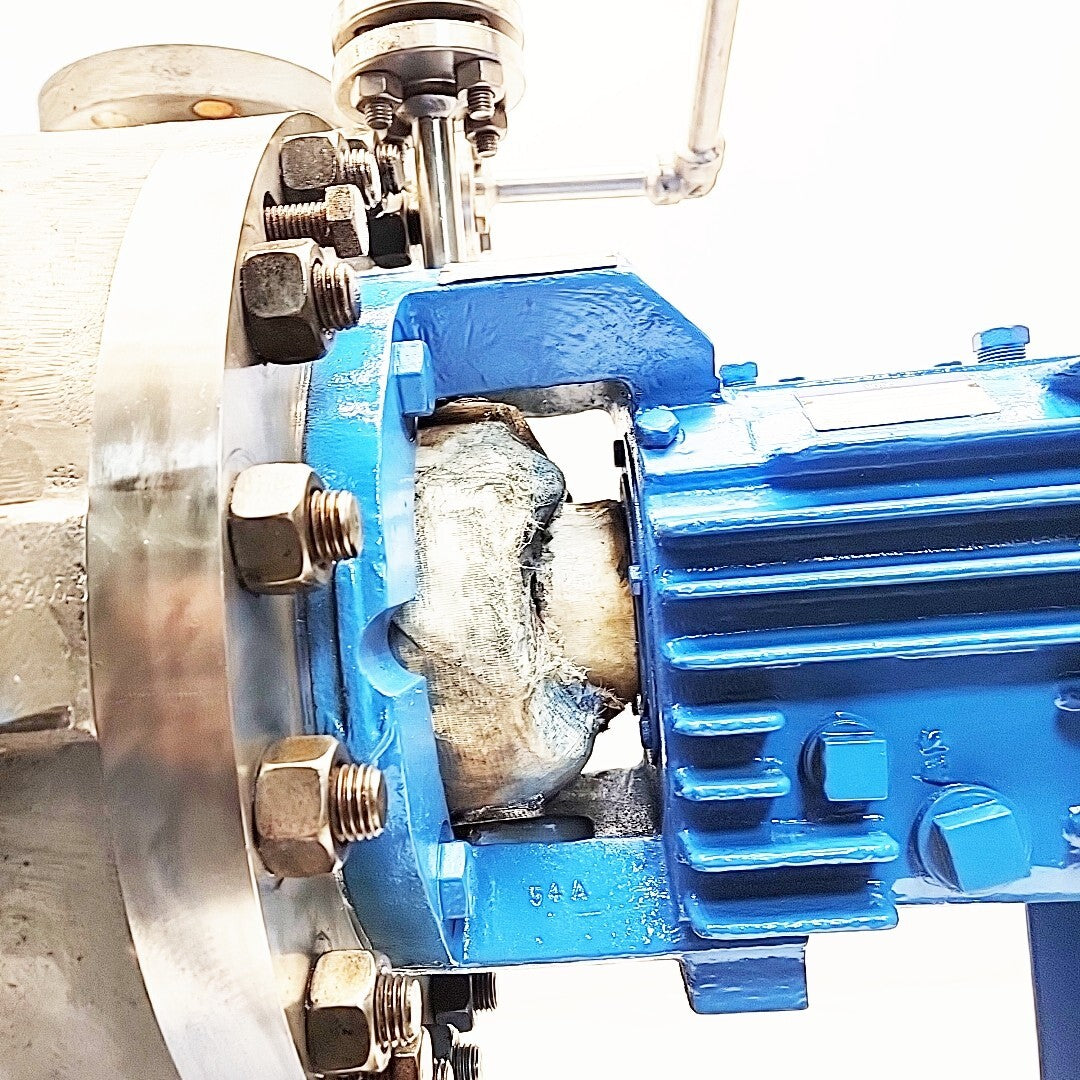 Goulds 3700MX bearing housing detail