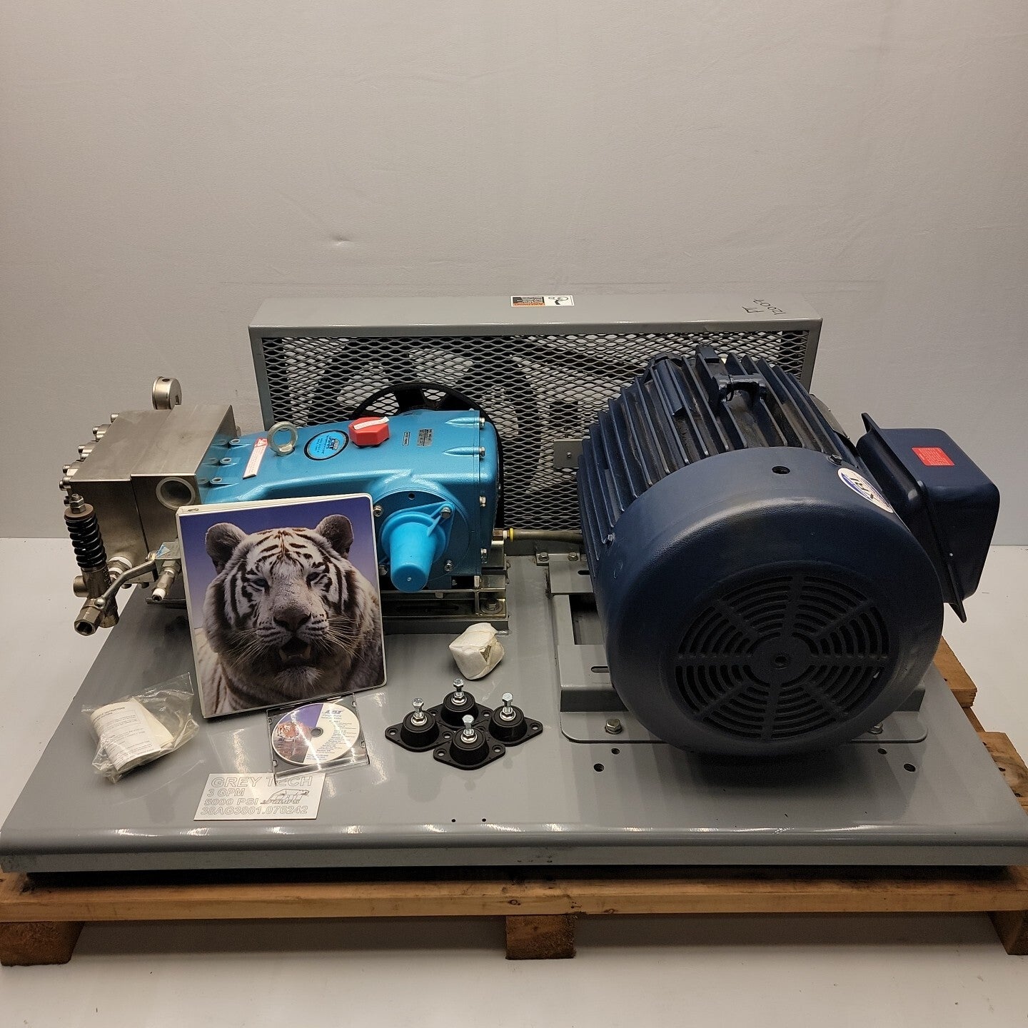 Cat Pump 3801k.CO2 With 15 HP Marathon Motor