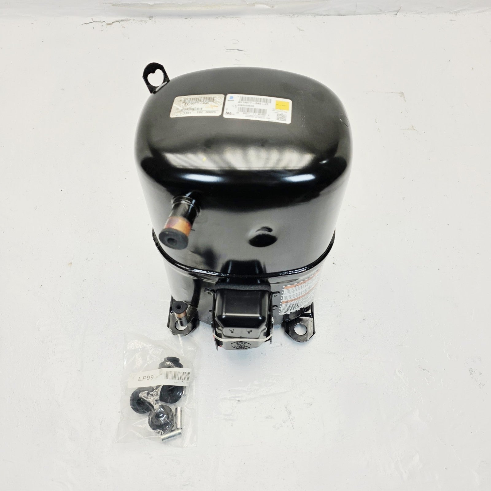 Tecumseh AV190TT-045-J7 Compressor 60 Hz, 460 V, 3 PH