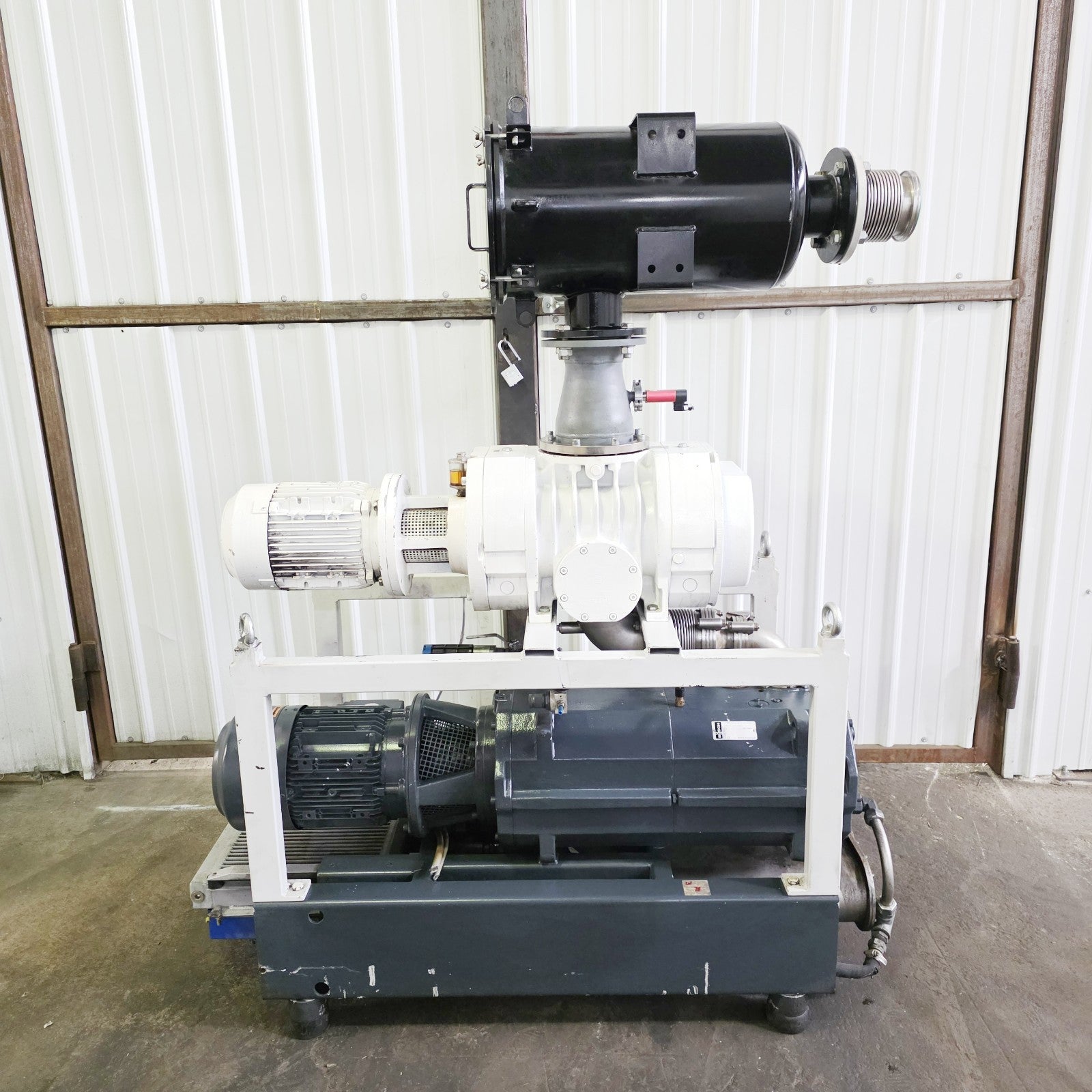 Busch Cobra NC 0400 B LZ1 VXVZ dry screw vacuum pump overall view