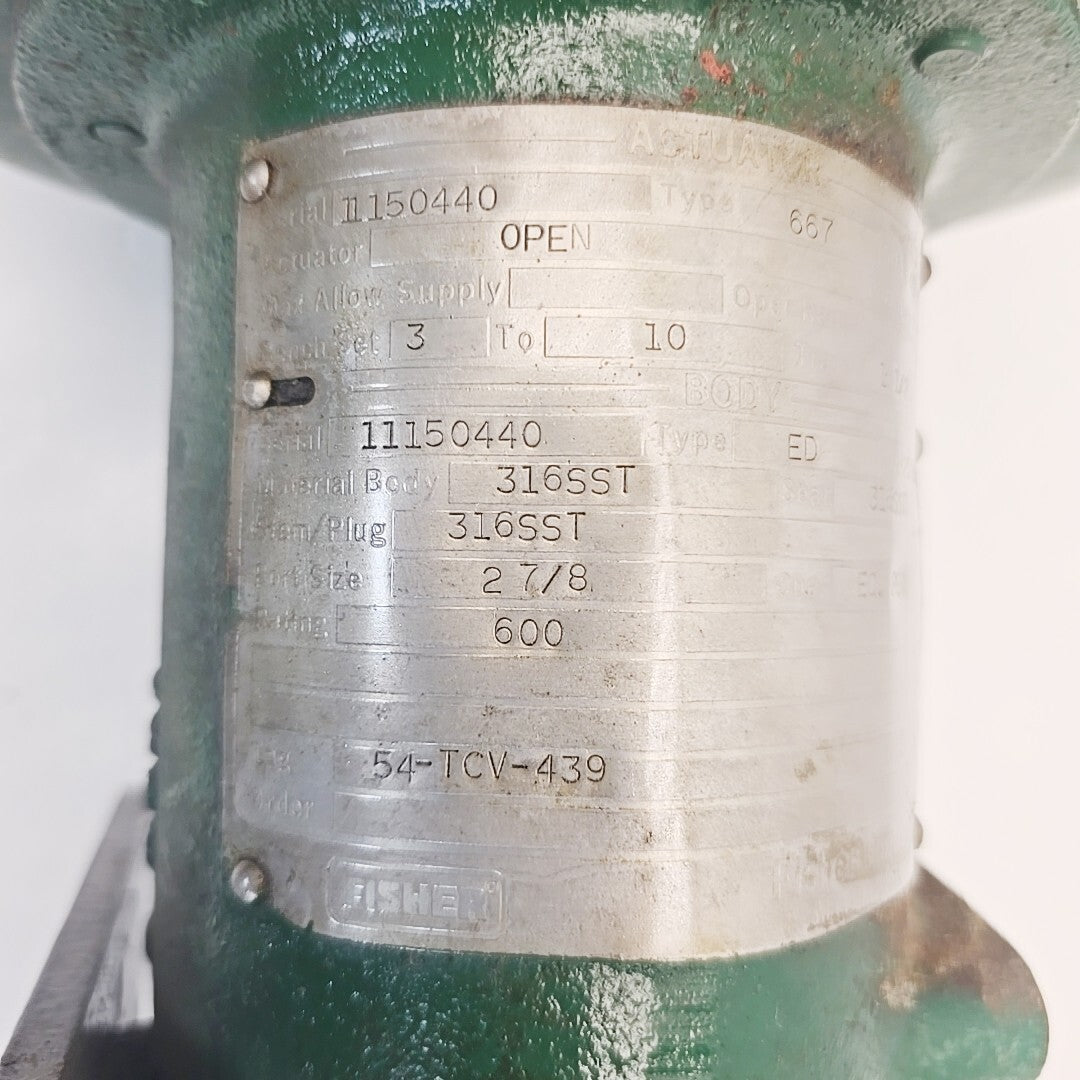 Fisher 2 1/2" ED CL-600 Control Valve CF8M With 667 Size 40 Pneumatic Actuator