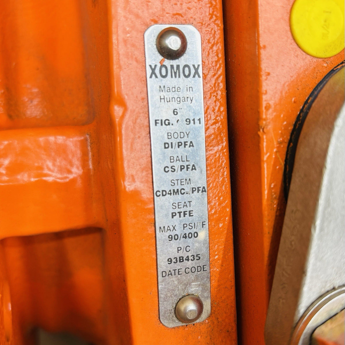 Xomox 911 Lined Ball Valve equipment nameplate