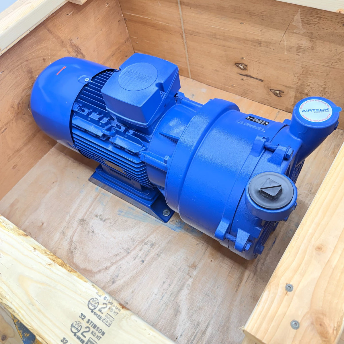 Airtech V-330-35.0071 liquid ring vacuum pump with Siemens motor